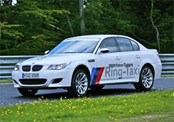 BMW Ring Taxi w Niemczech (fot. ausringers.com).