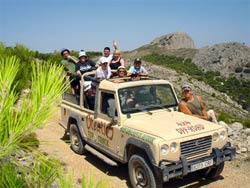 Jeep Safari w górach Taurus (fot. turkeyjeepsafari.com)