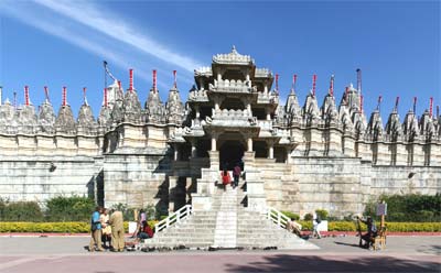 Dżinijska świątynia w Ranakpur