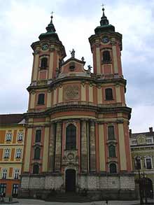 Barokowy kościół Minorytów w Egerze, fot.wikimedia.org