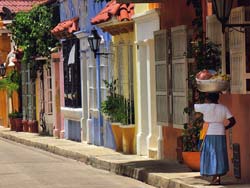Skarbem zniewalającej i eleganckiej Cartageny de Indias jest jej kolonialne centrum (fot. Proexport Colombia / Adrian Mancebo)