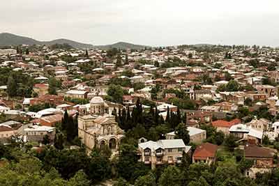 Widok na miasto Kutaisi w Gruzji.