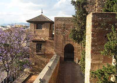 Alcazaba w hiszpańskiej Maladze, fot. wikimedia.org/Cayetano, licencja CC BY-SA 2.0