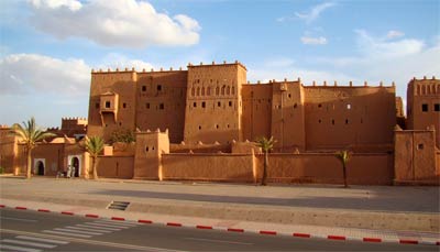 Kasba przy aleji Muhammada V w Ouarzazate