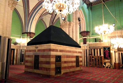 Wnętrze Meczetu Abrahama w Hebronie