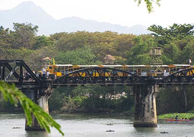 Most na rzece Kwai w Tajlandii.