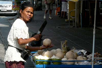 Sprzedawczyni kokosów w Tajlandii
