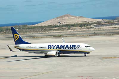 Samolot taniej linii Ryanair na Gran Canarii, fot. Fr