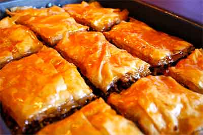 Baklava - najbardziej znany turecki deser, fot. wikimedia.org/Amymoni Skeibrok, licencja CC BY-SA 3.0
