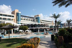 Athena Beach Hotel w Paphos