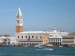 Kampanila i Pałac Dożów w Wenecji