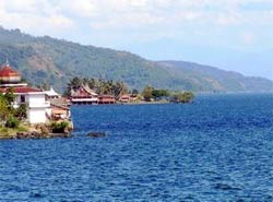 Jezioro Batur na wyspie <a href='miejsce,bali,125.html
'>Bali</a> w Indonezji