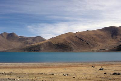 Jezioro Yamdrok w Tybecie