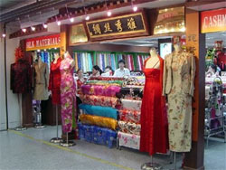Stoisko na bazarze Yashow w Pekinie